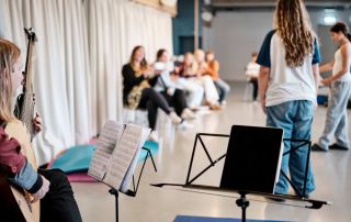 Theaterprobe mit ensemble reflektor Esche Jugendkunsthaus